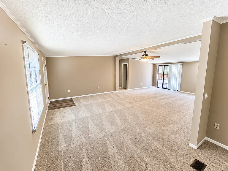801 Jetty Ct — Photo 8