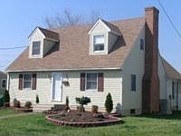 2nd image of 902 S Scott St