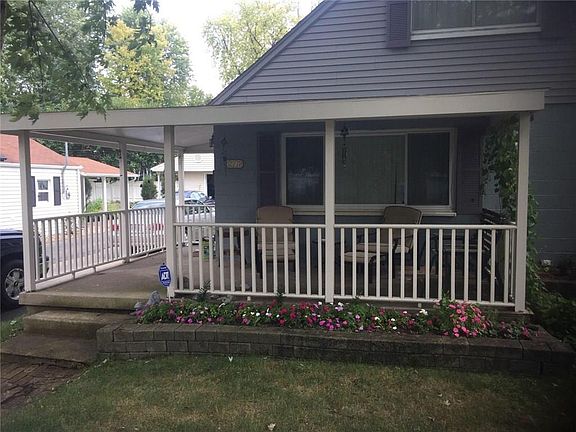 3rd image of 2712 Oakley Ave