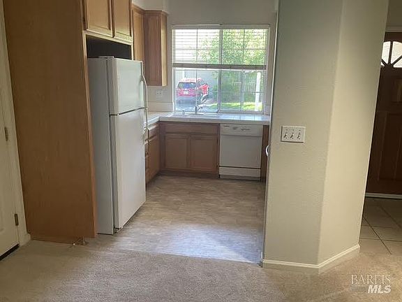 5th image of 9131 Benny Goodman Way