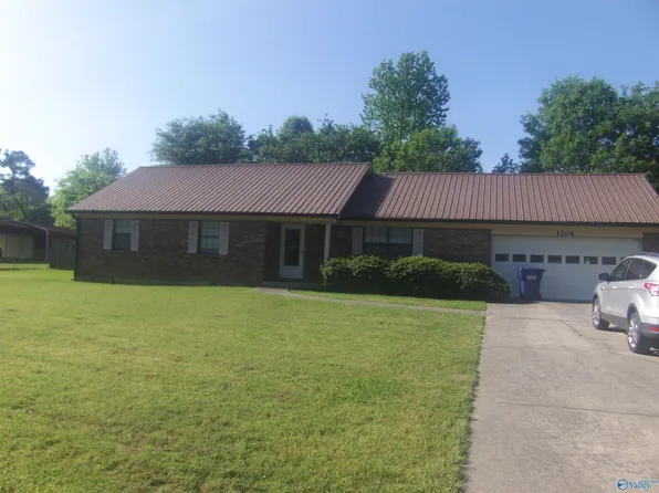 1206 Dan Ave, Albertville, AL 35950
