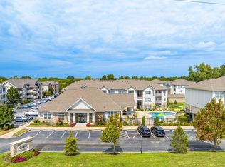 Celtic Crossing, Saint Peters, MO 63376