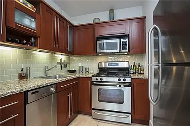 Sold by Space Marketing Shop