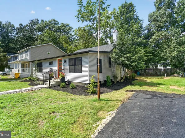 4922 Dogwood St, Shady Side, MD 20764