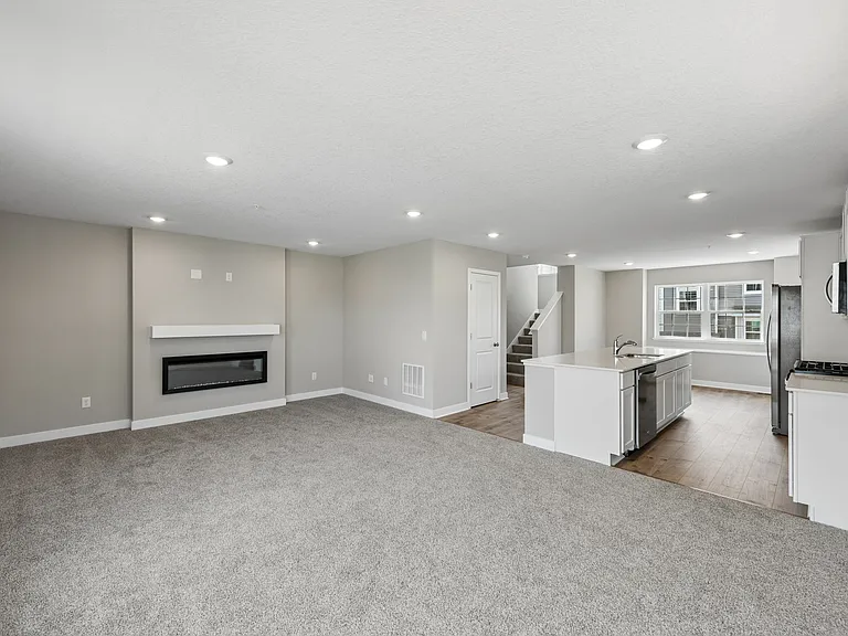 6719 Hinterland Trl S — Photo 14