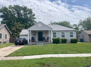 850 N Ridgewood Dr, Wichita, KS 67208