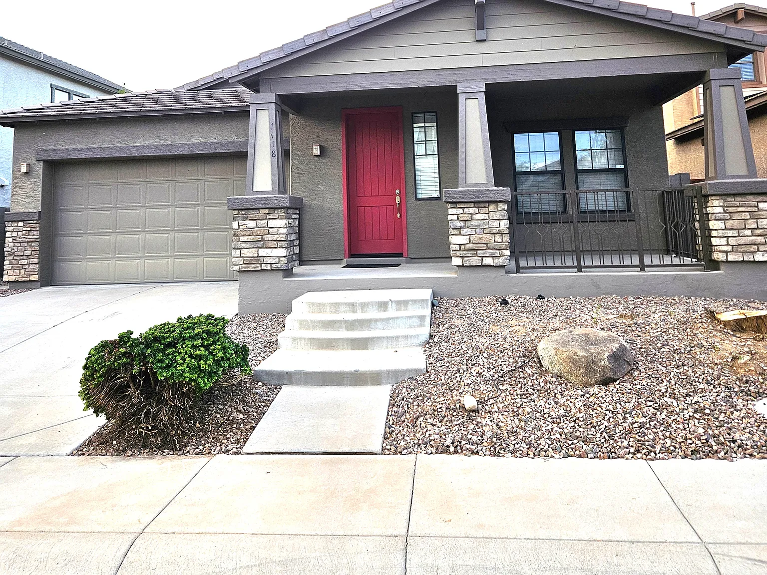 3 bed, 1939 sqft, $2,600 — Photo 1