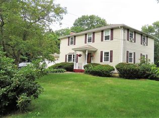 3 Fairway Rd, Acton, MA 01720