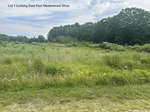 1 Meadowood Drive, Hallowell, ME 04347