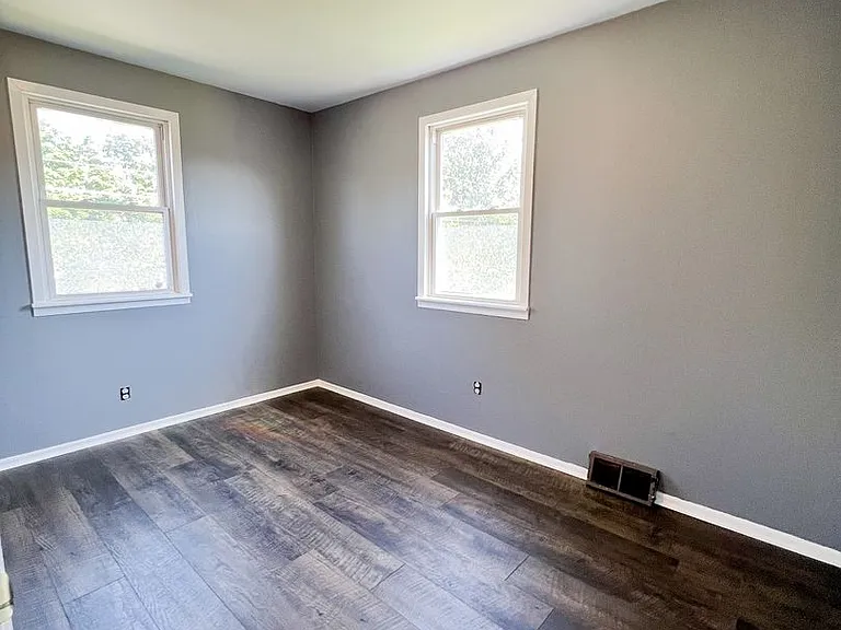 63 Turf Rd — Photo 4