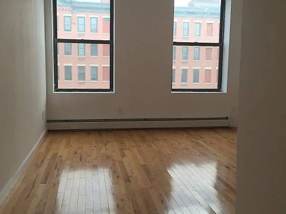 3rd image of 1886 Park Ave APT 3