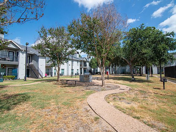 4th image of 4211 Clay Hill Dr APT 1211