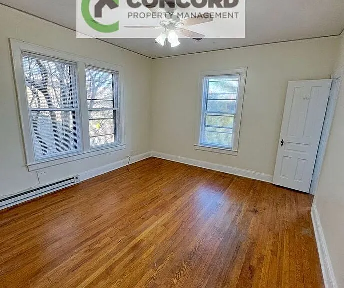 515 Summit Ave #3 — Photo 9