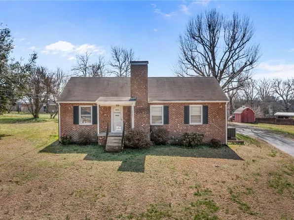 1947 Lower Hopedale Rd, Burlington, NC 27217