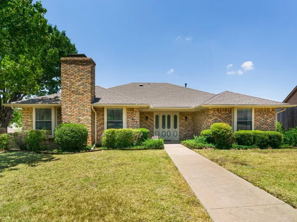 613 Hidden Brooke Dr, Desoto, TX 75115