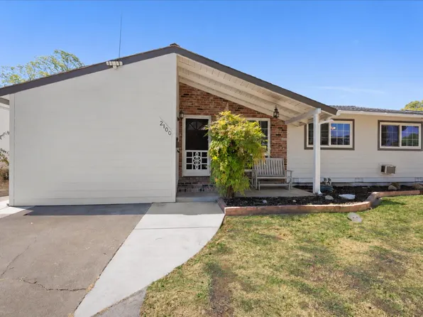 2100 Bowling Green Dr, Sacramento, CA 95825