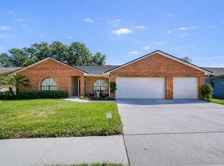 3522 Springville Dr, Valrico, FL 33596