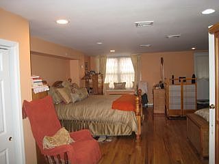 Very Large Bedroom