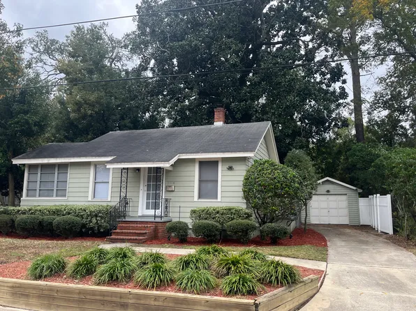2114 Arcadia Pl, Jacksonville, FL 32207