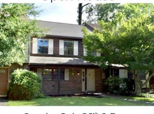 102 Brookwood Ln, Hattiesburg, MS 39401