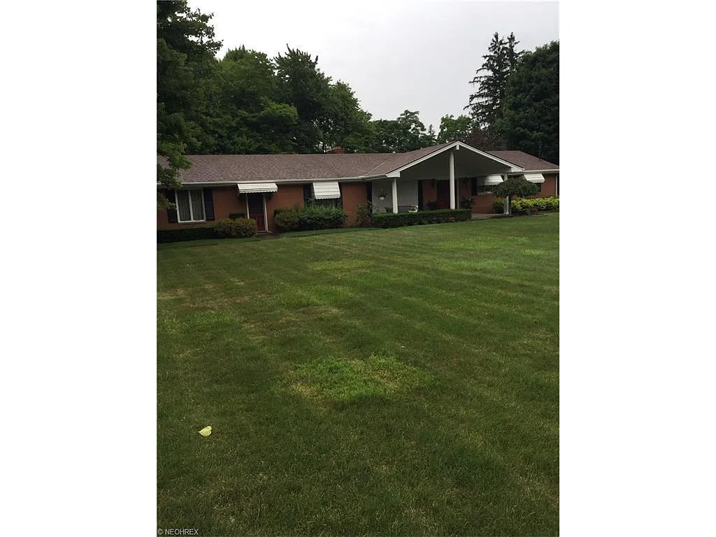 1711 S Meridian Rd photo 1