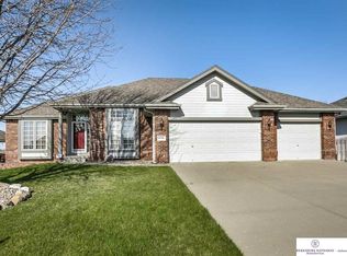8536 S 97th Ave, La Vista, NE 68128