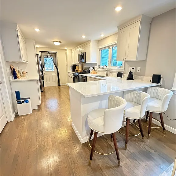 20 Marble St #2 — Photo 4