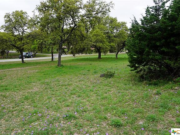 3rd image of 103 Creekview Dr