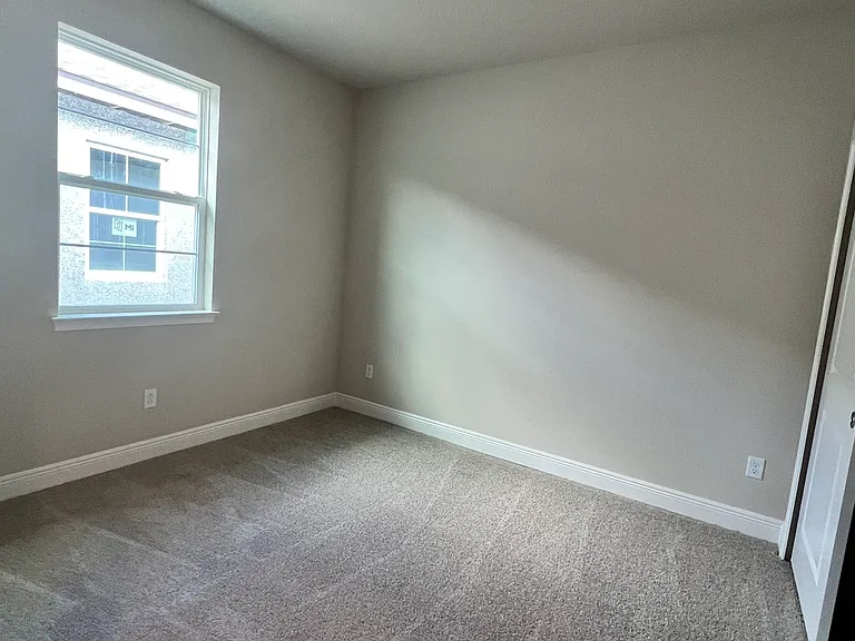 4961 Rain Shadow Dr — Photo 11