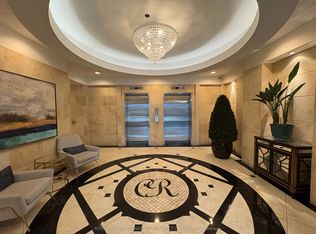 650 Mount Pleasant Rd #506, Toronto, ON M4S 2N5