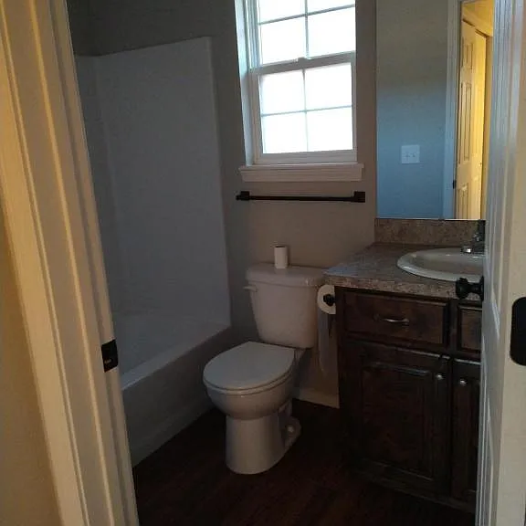 2223 Virginia Ave — Photo 4