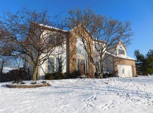 4676 Hickorybend Dr, Grove City, OH