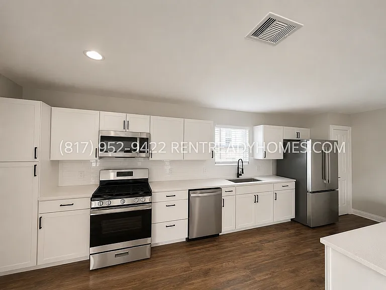 7328 Stanwick Dr — Photo 3