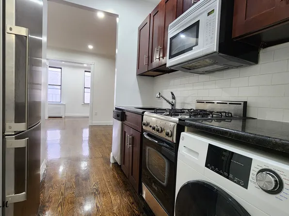 307 Mott Street image 3 of 6