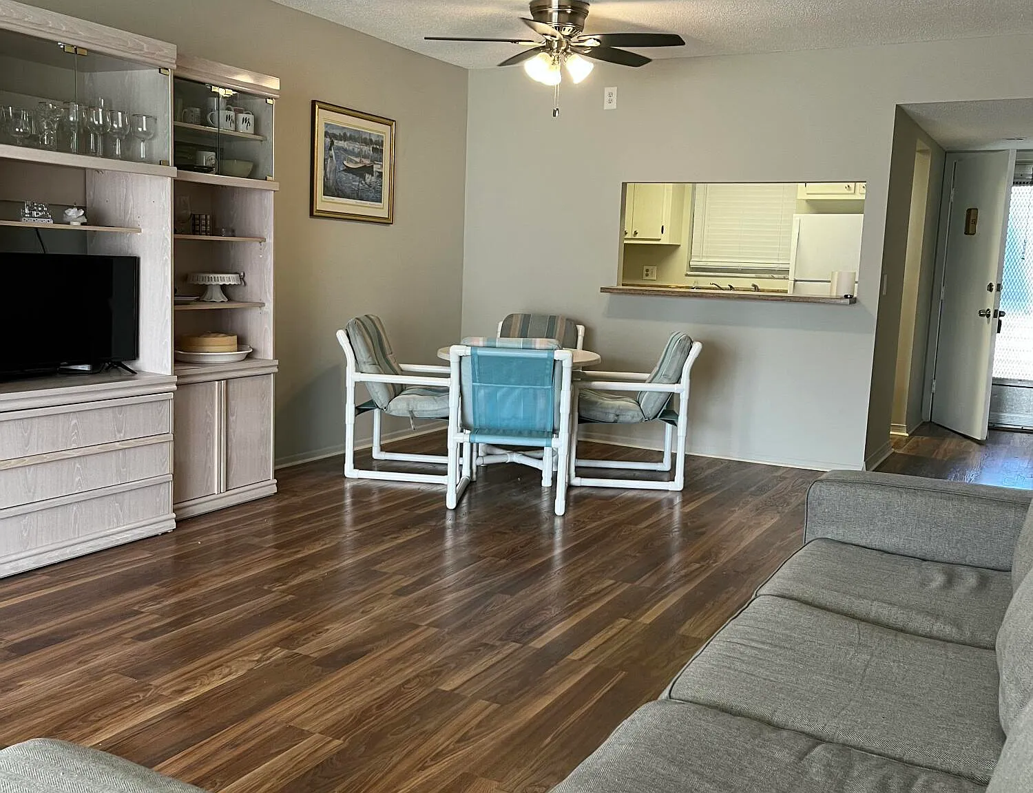 2 bed, 2.0 bath, 1048 sqft, $1,650 — Photo 3