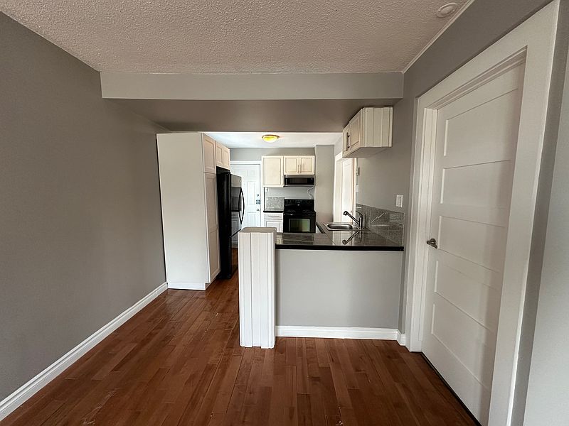 Winnipeg Apartment for rent - 2 Bedrooms — photo 6