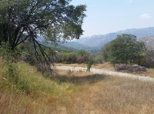 45486 Oak Grove Dr, Three Rivers, CA 93271