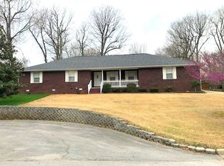 512 Yorkshire Cv, Harrison, AR 72601