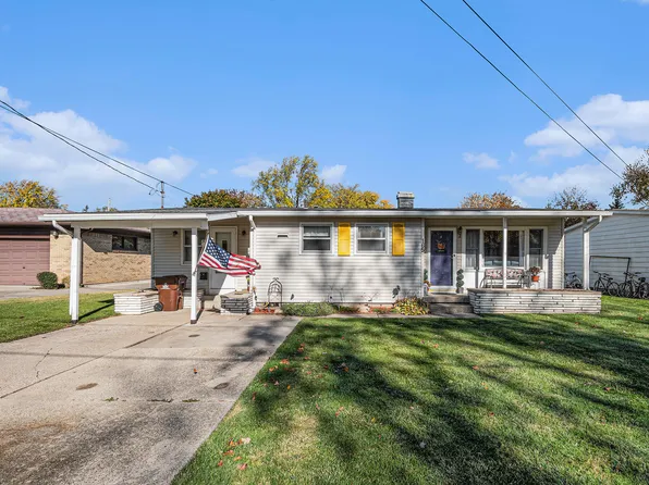 165 W Gardner St, Sparta, MI 49345