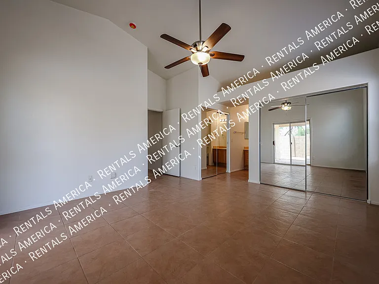 2354 E Browning Pl — Photo 21