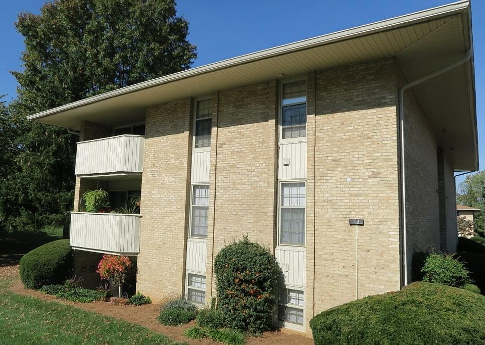 1st image of 5260 Crossbow Cir Unit 18D