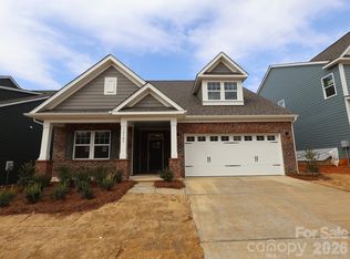12109 Avienmore Dr, Charlotte, NC 28278