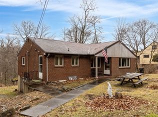 3323 Jackson Rd, Gibsonia, PA 15044