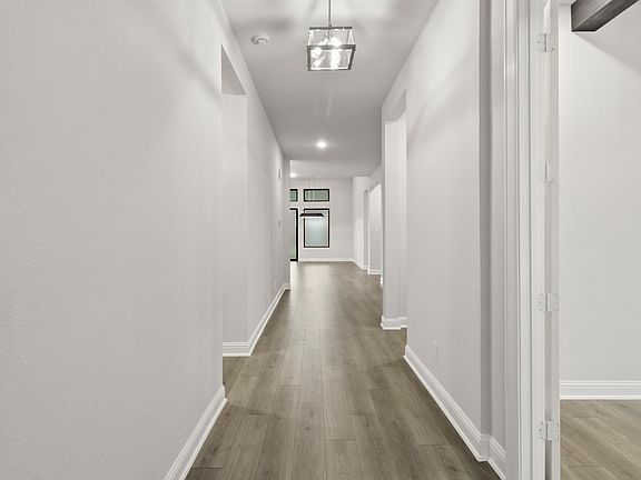 Granbury B foyer