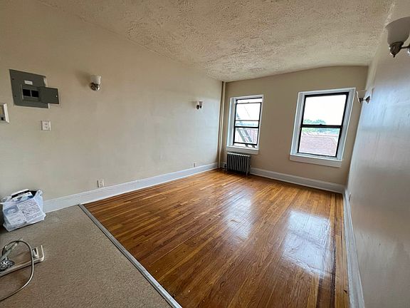 4th image of 9440 210th St APT 3B