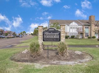11891 Algonquin Dr, Houston, TX 77089