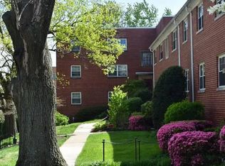834 S Greenbrier St APT 2, Arlington, VA 22204