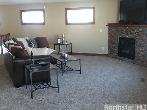 4th image of 10710 Knollwood Ln
