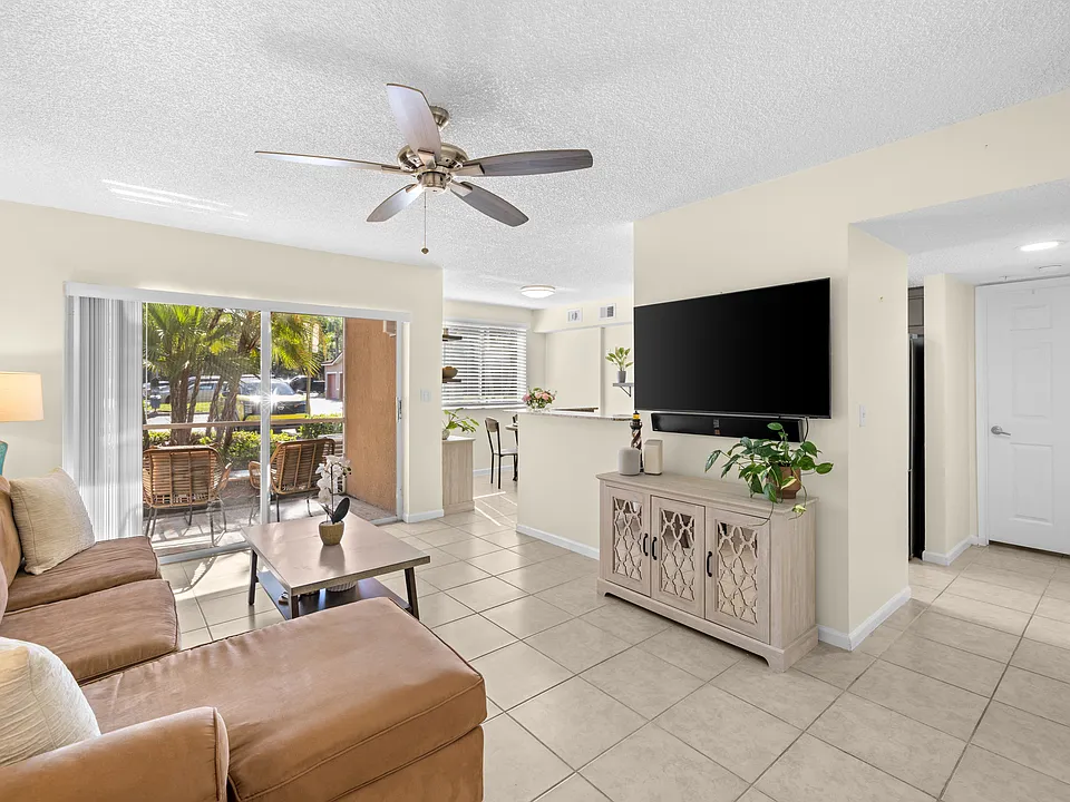 1885 Florida Club Dr #8103