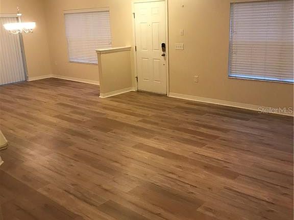 2nd image of 456 Carina Cir